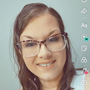 Meet your Posher, Misti